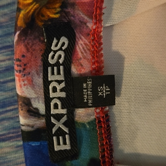 Express Women's Floral Print Pleated Mini Skirt Size XS - Picture 6 of 7